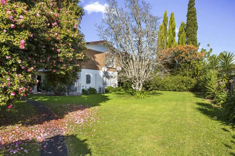 2/50 Te Kanawa Crescent_1