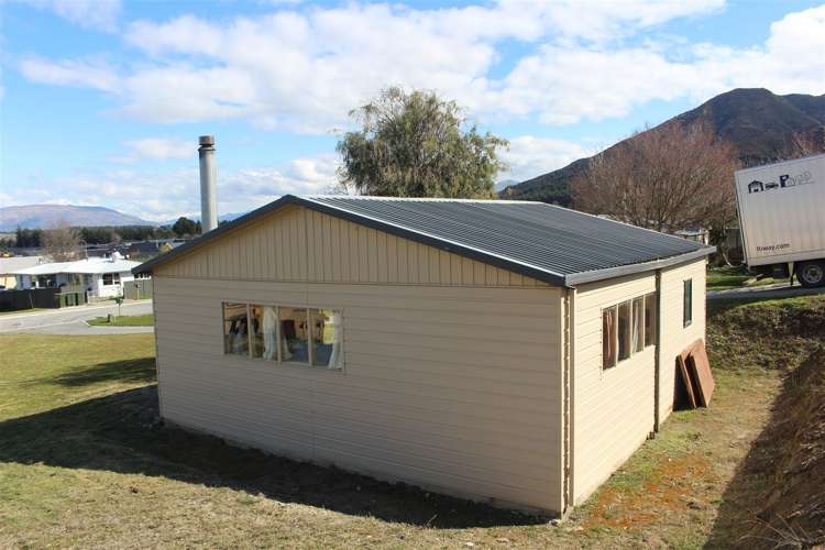 29 Woodpecker Street Lake Hawea_9