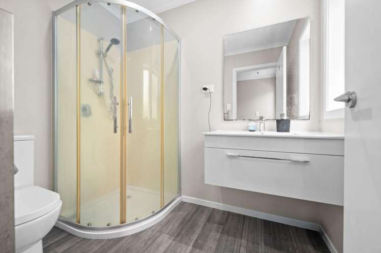 1/120 Mahoe Street Melville_10