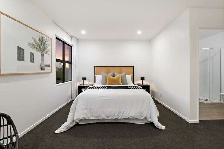 7b Mavis Place Beach Haven_16