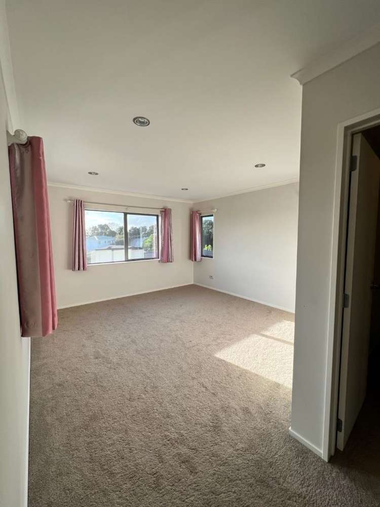 10 Bridget Court Red Beach_11