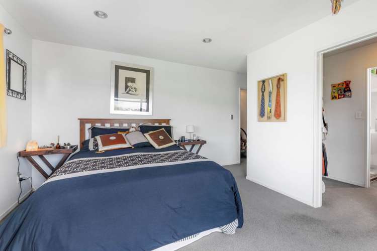 9 Tee Point Red Beach_13