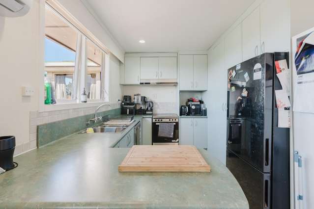54 Acacia Crescent Glenview_1