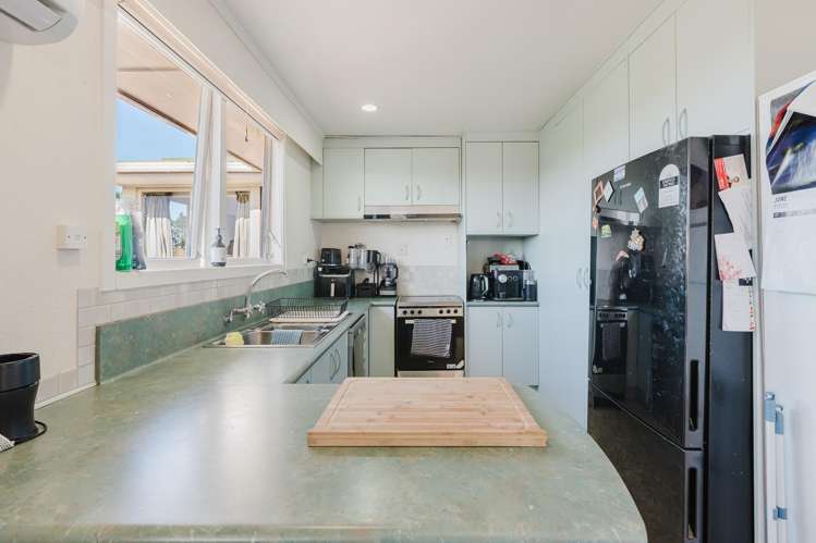 54 Acacia Crescent Glenview_1