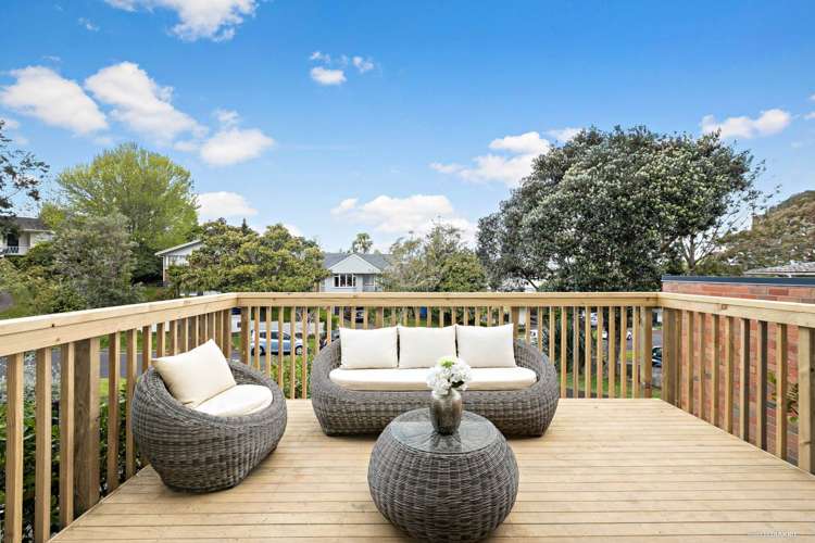 8 Hubert Henderson Place Remuera_3