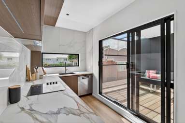 4/65 Smale Street_3