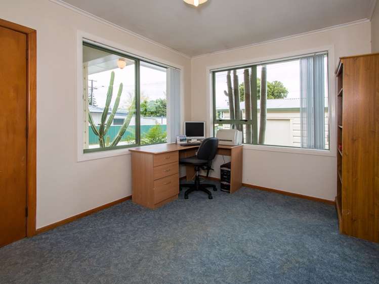 17 Stokes Avenue Te Atatu Peninsula_9