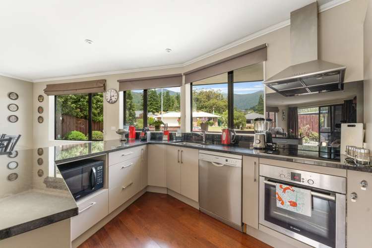 19 Admiralty Place Waikawa_3