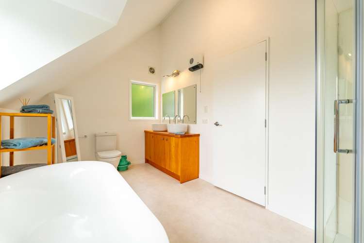 32 Harrison Road Winchester_16