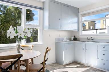 2/180 Lyttelton Street_4