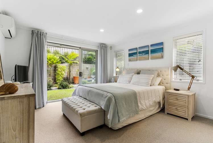 15 Waldorf Crescent Orewa_12