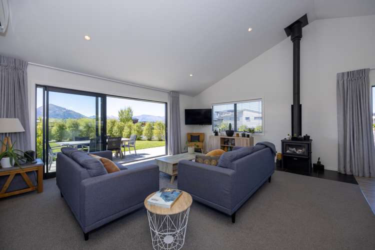 1 Sorrel Street Albert Town_5