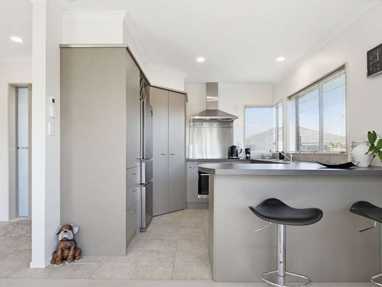 16A Basley Road Owhata_8