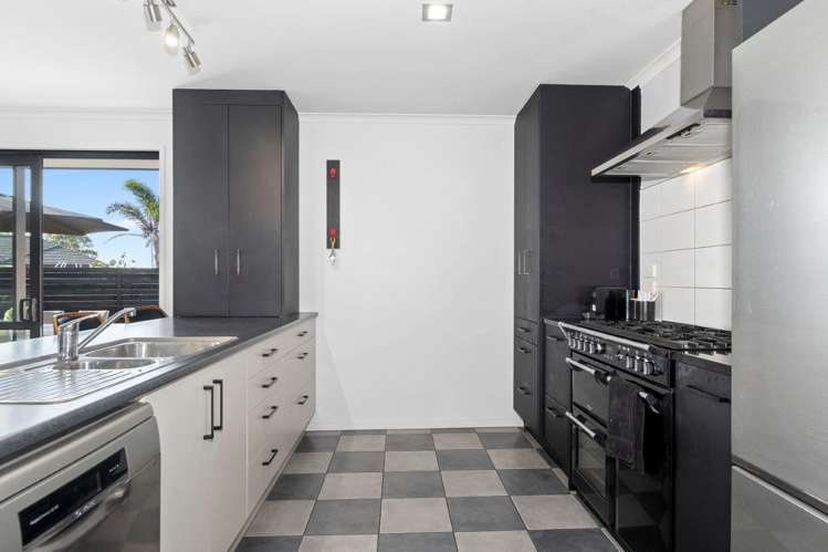 50 Ocean View Rise Ruakaka_5