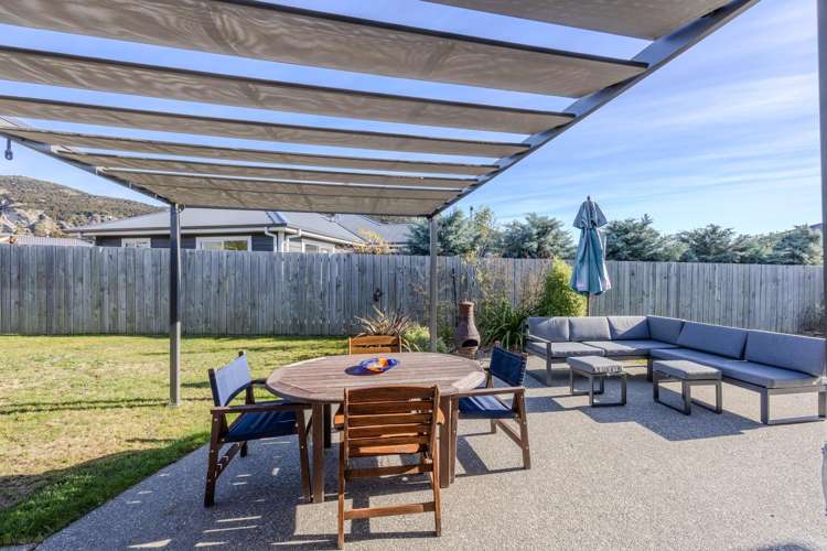 4 Kingfisher Crescent Albert Town_10