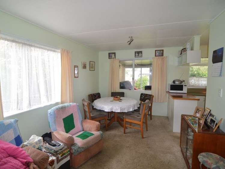 15 Moore Crescent Carterton_7