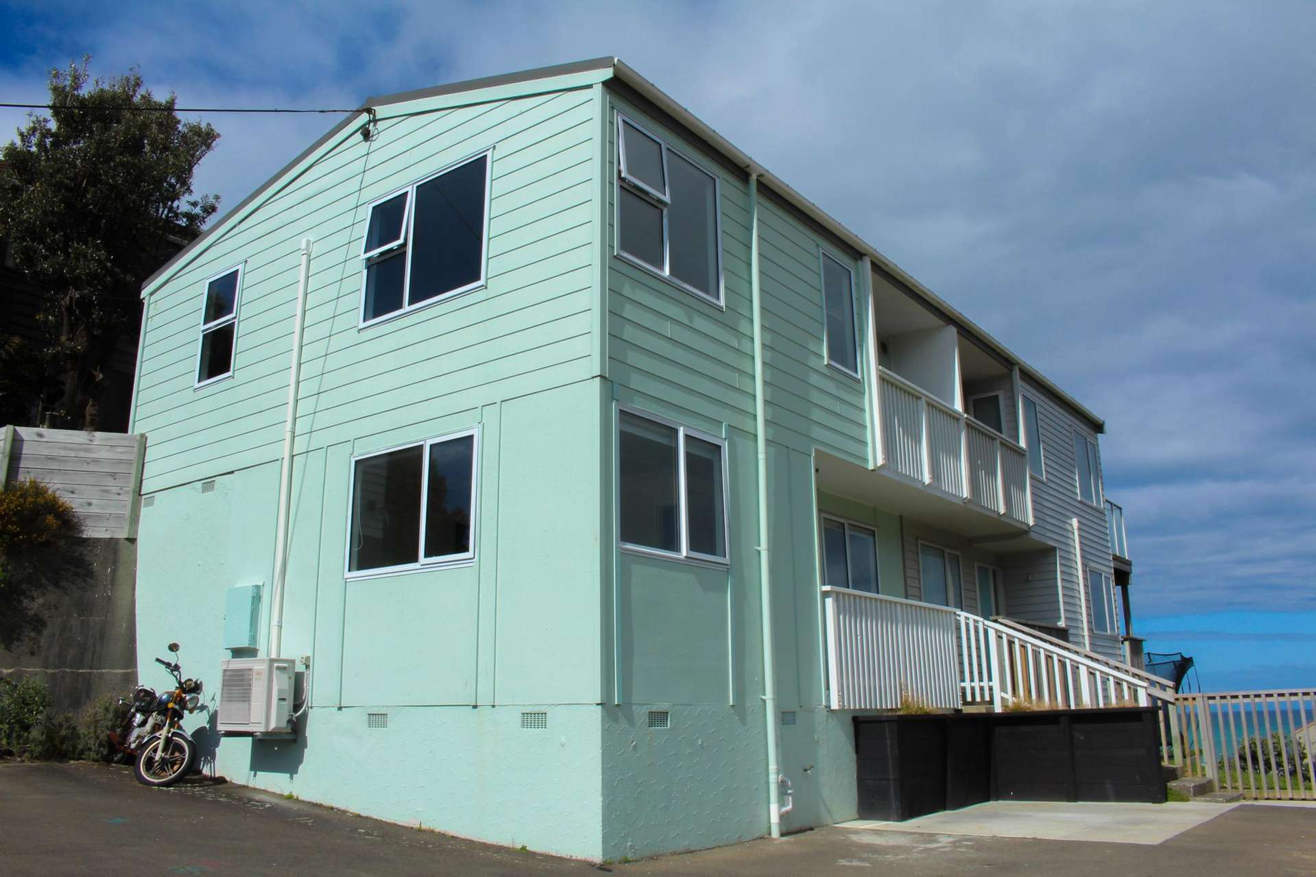 3/6 Robertson Street Owhiro Bay_0