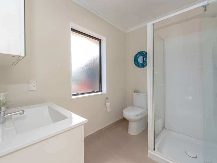 304 Grandview Road Western Heights_13