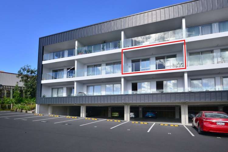 214/17 Link Crescent Stanmore Bay_0