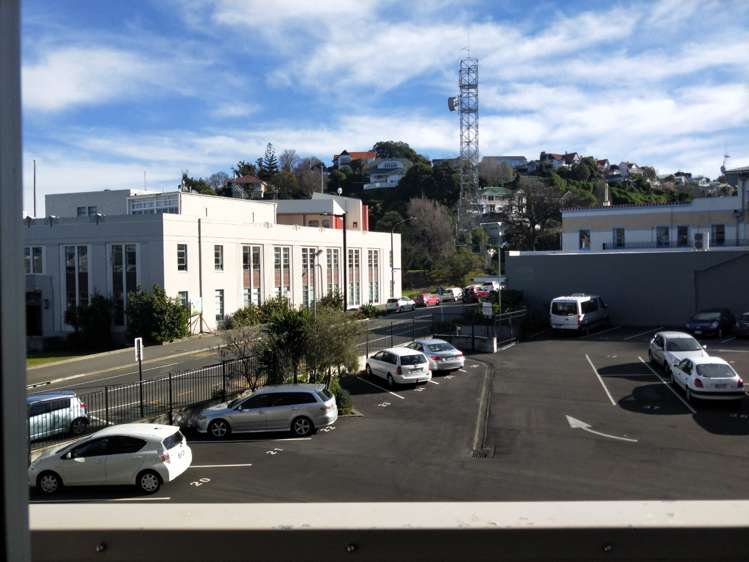 1h/3 Shakespeare Road Napier South_5