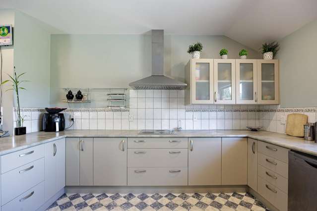 37 Brooklands Drive Havelock North_1