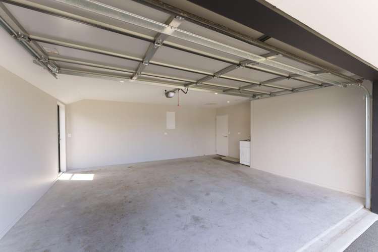 21 Oakleigh Street Woodend_19