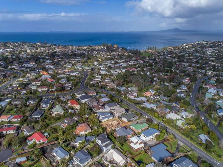 2/112 Awaruku Road Torbay_15