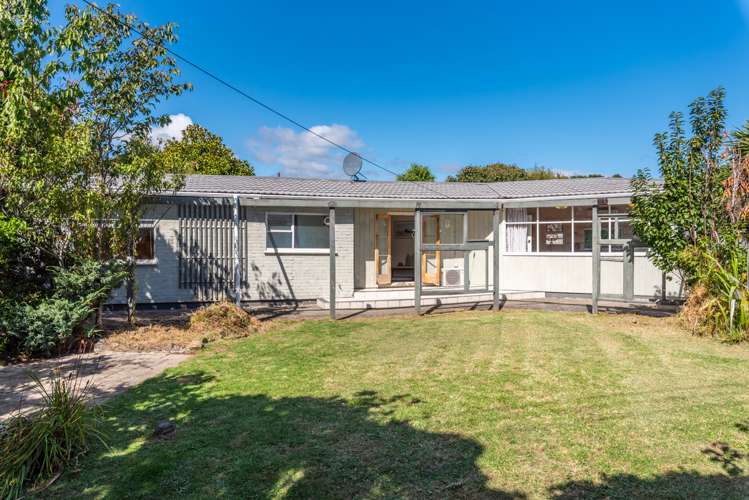 44 Menin Road Raumati South_19