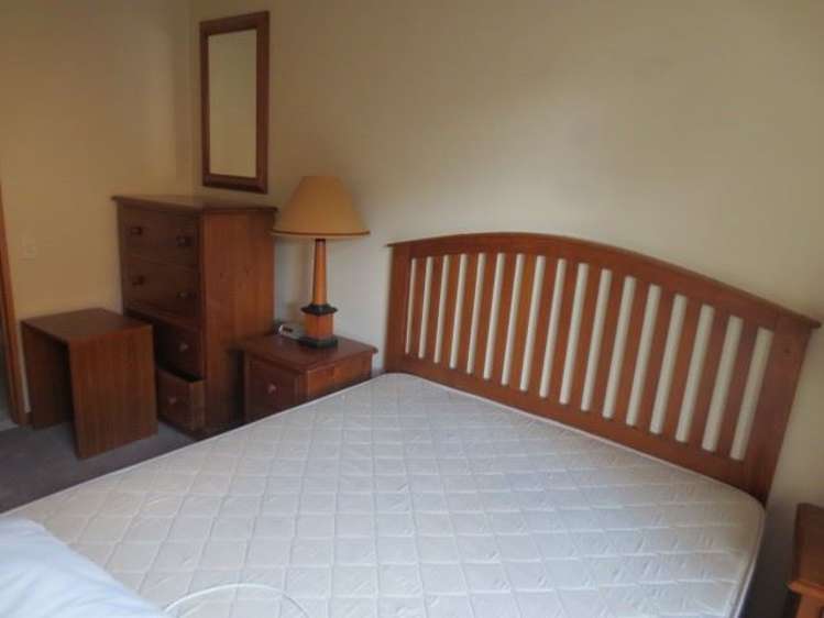 302/139 Fernhill Road Fernhill/Sunshine Bay_5