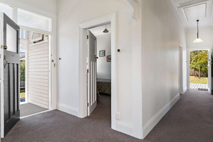 9 Garrison Street Carterton_9