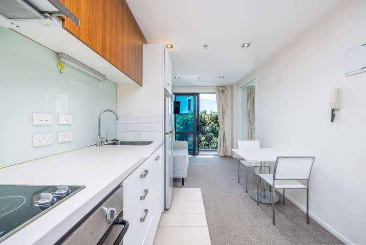 220/4 Dockside Lane Auckland Central_8