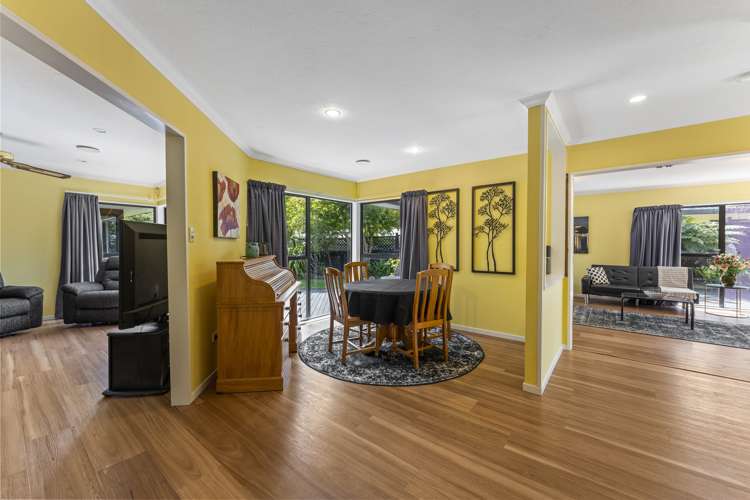 33 Memphis Grove Totara Park_14