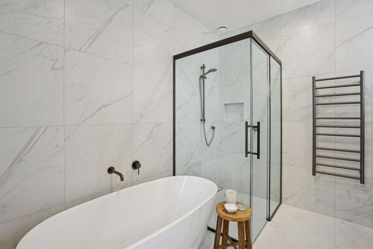 11 Rua Street Albert Town_28