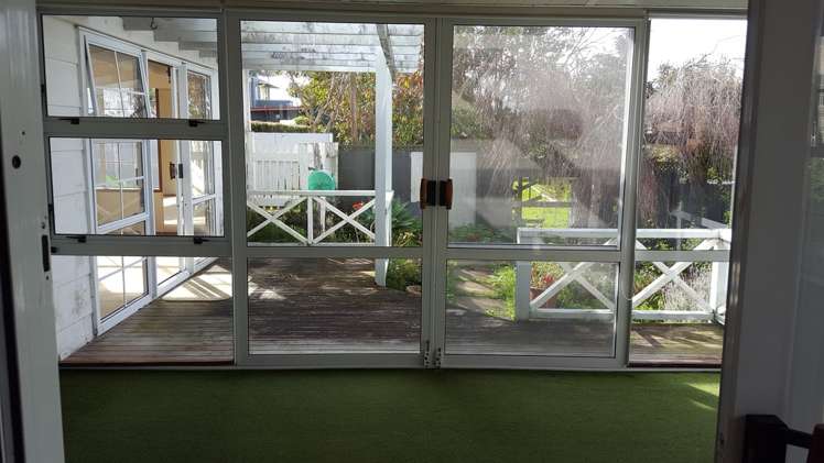 3/3 Pupuke Road Birkenhead_6