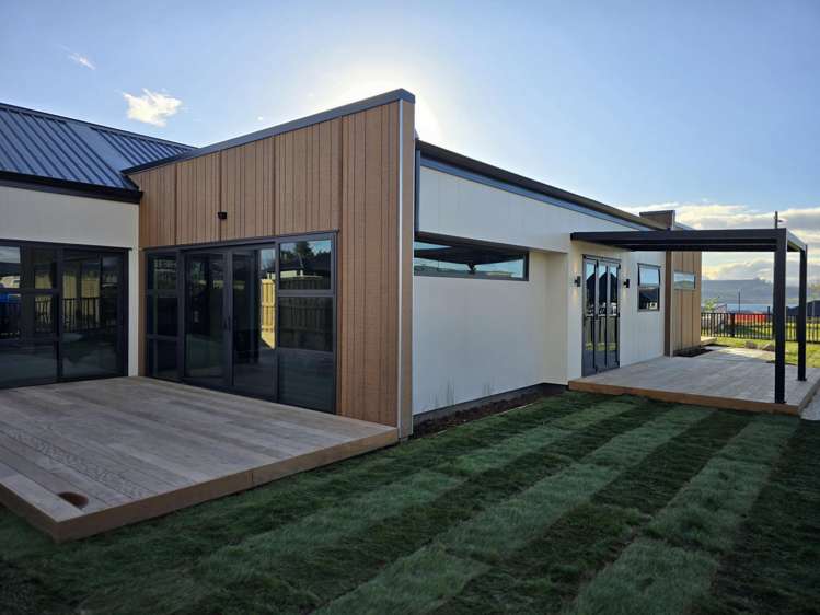 44 Makomako Crescent Wharewaka_12