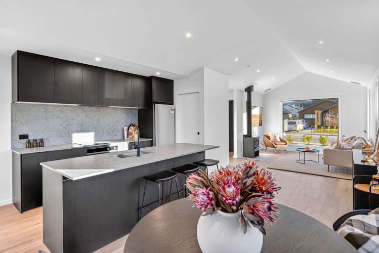 113 Wooing Tree Avenue Cromwell_5