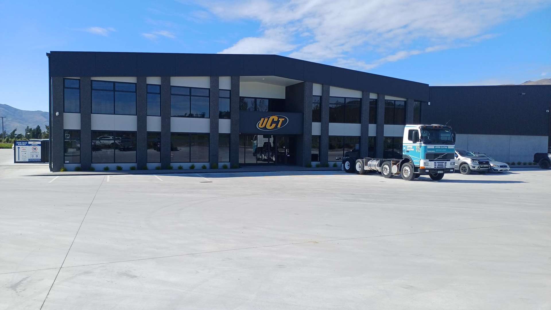 86 Church Road Luggate_0