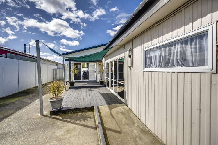905 Ferguson Street Akina_25