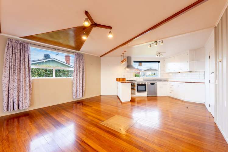 42 Tawa Street Glenwood_21