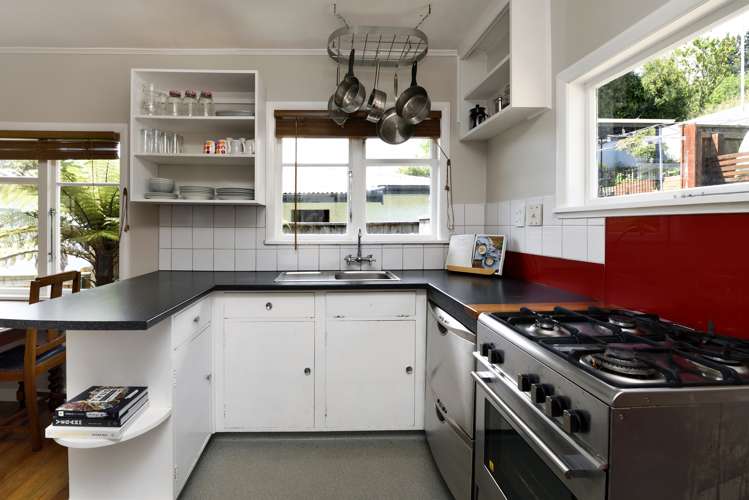 64 Toi Toi Street Toi Toi_6