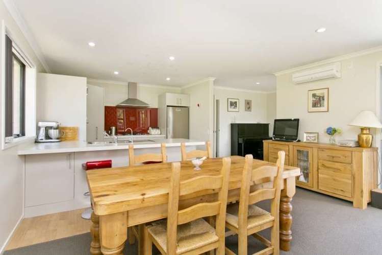 136 Mapara Road Acacia Bay_7