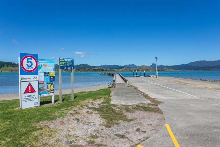 174 Harbour Drive Matarangi_18