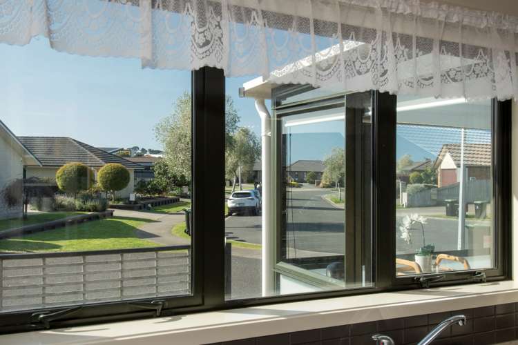 27 Tatahi Cove Papamoa_12