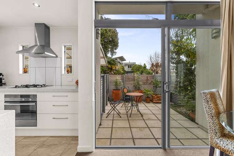 174A Waghorne Street_5