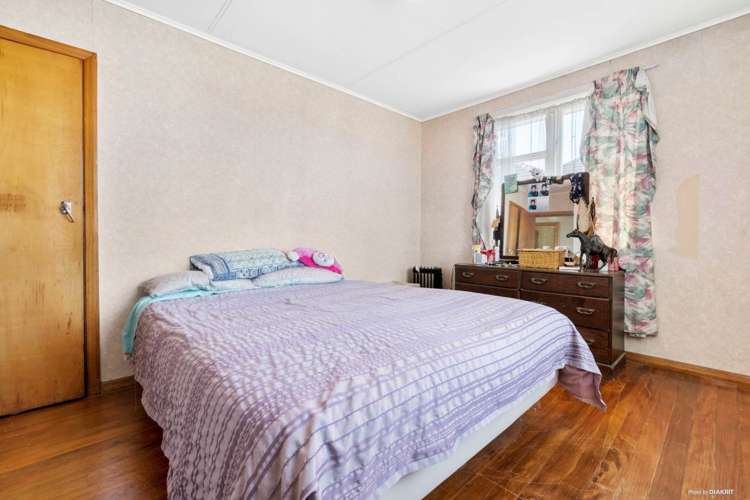 2 Sheehan Avenue Papakura_4