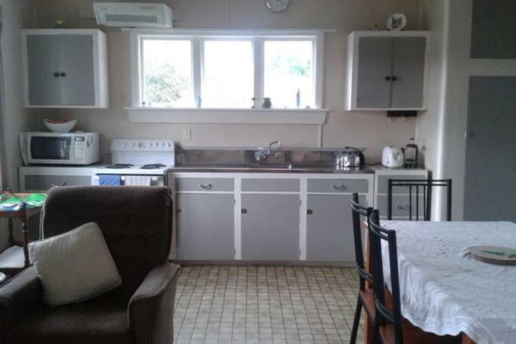 66 Fairfax Street Murchison_9