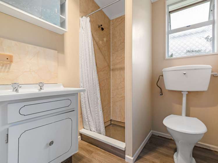 125 Waikawa Road Picton_13