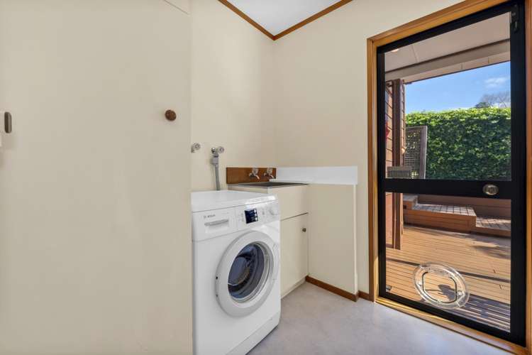 90 Haseler Crescent Mellons Bay_11