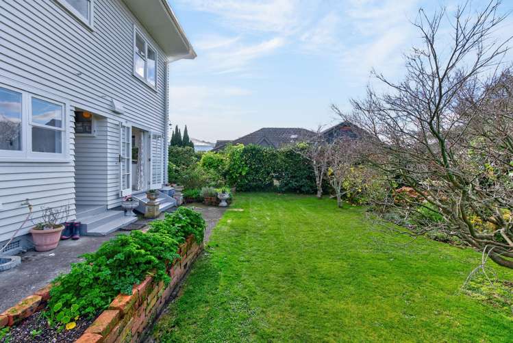 12 Bellevue Road Woburn_24