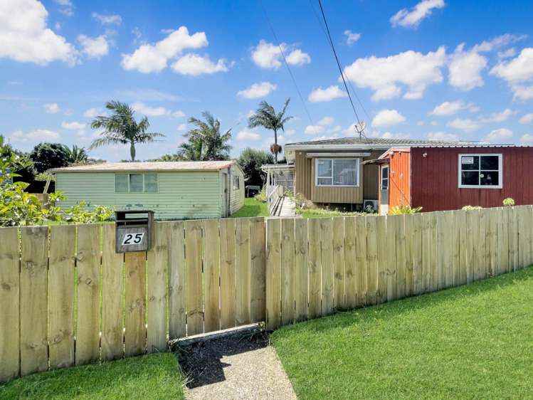 25 Rambler Crescent Beach Haven_11